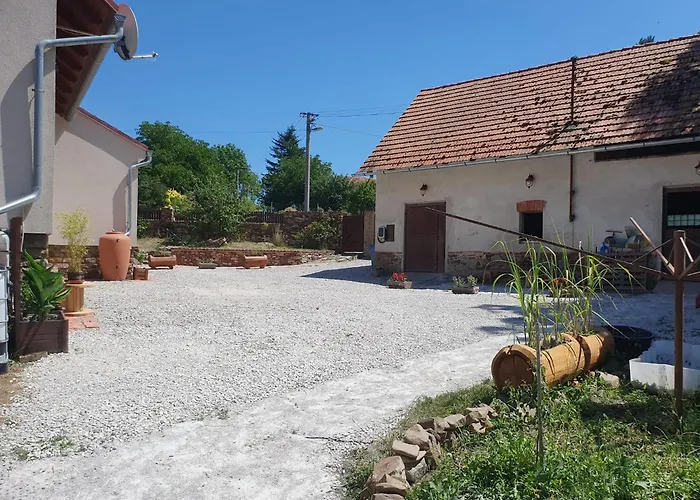 Statek U Simla Holiday home *